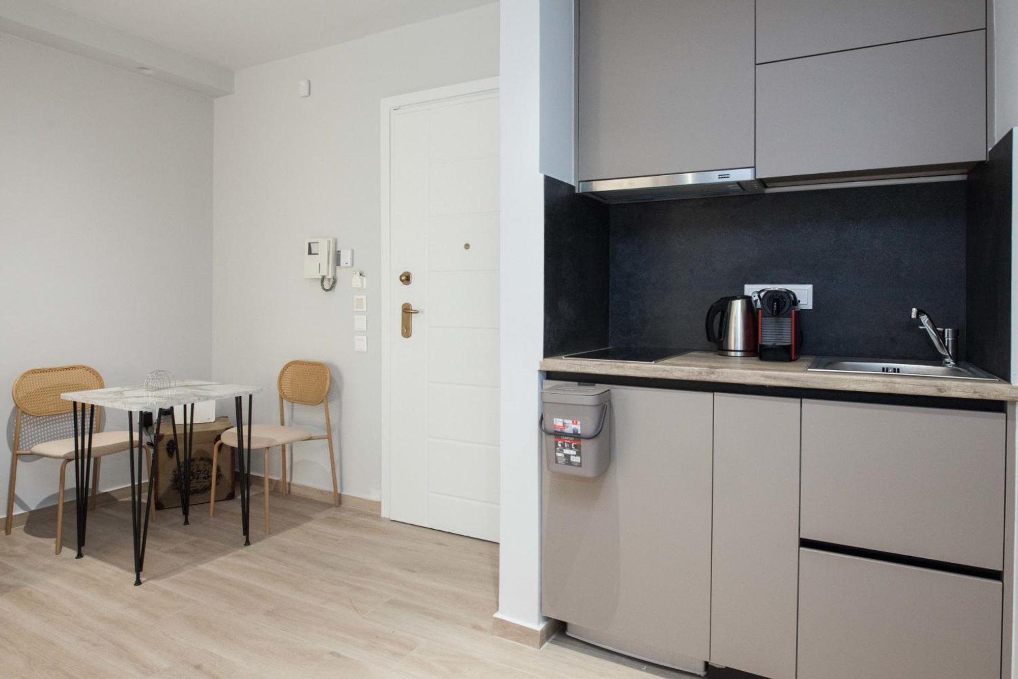 Petralona Gem Hotel-Style Studio With Balcony Афины Экстерьер фото